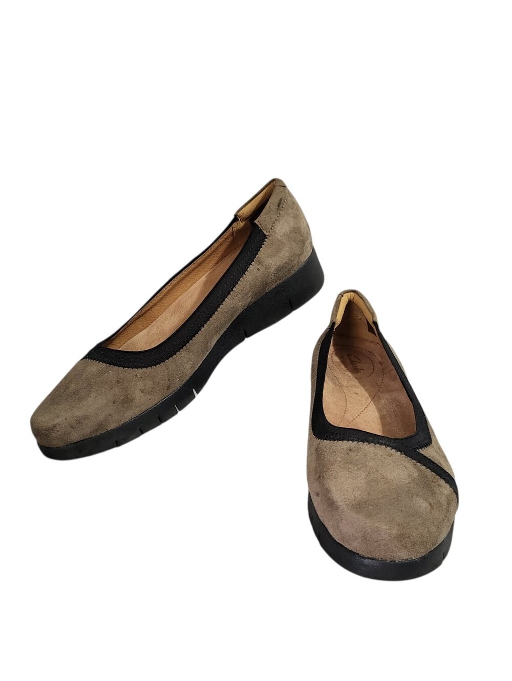 Clarks Artisan Daelyn Hill Slip On Shoe Loafer Sz 9.5W Taupe Suede Wedge Comfort